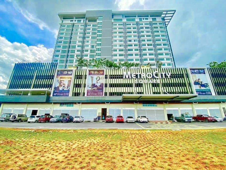 Nz Homestay Metrocity Square Kuching Exterior foto